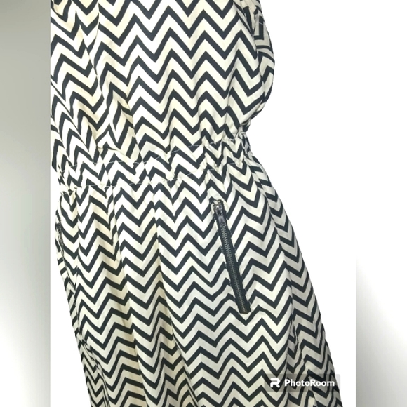 Miss Pinky 100% Polyester Light Creamy & Black Casual Dress Made In India Size L - Picture 2 of 15